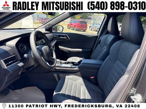 Graphite Gray 2026 Mitsubishi Outlander LE