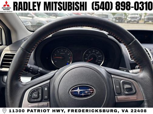 Crystal White Pearl 2017 Subaru Crosstrek 2.0i Premium