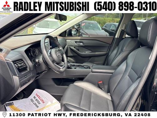 Super Black 2023 Nissan Rogue SV