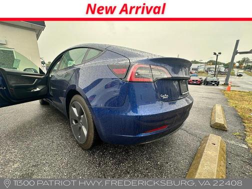 Deep Blue 2022 Tesla Model 3 Base