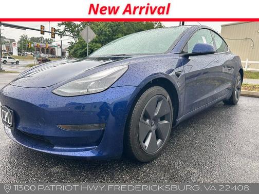 Deep Blue 2022 Tesla Model 3 Base