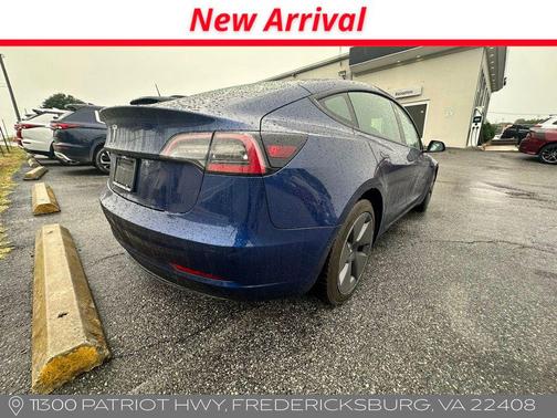 Deep Blue 2022 Tesla Model 3 Base