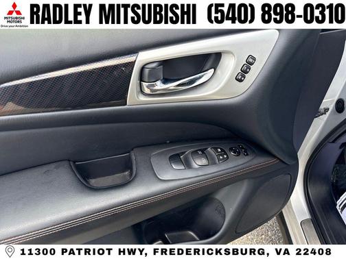 Brilliant Silver 2020 Nissan Pathfinder SL