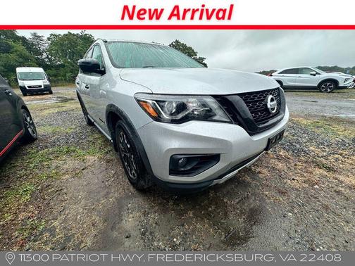 Brilliant Silver 2020 Nissan Pathfinder SL