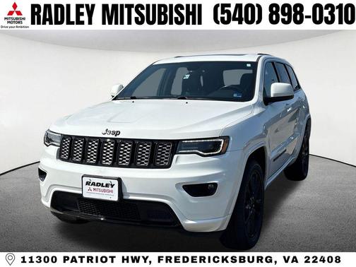Bright White 2020 Jeep Grand Cherokee Laredo