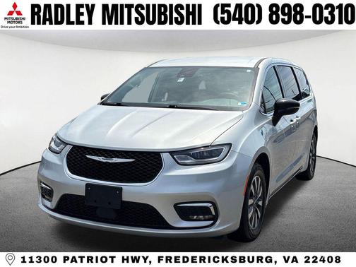 Silver Mist 2024 Chrysler Pacifica Hybrid Select