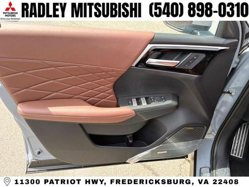 Moonstone 2026 Mitsubishi Outlander SEL