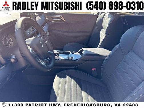 Black 2026 Mitsubishi Outlander SE
