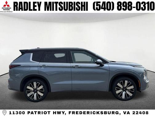 Moonstone 2026 Mitsubishi Outlander SEL