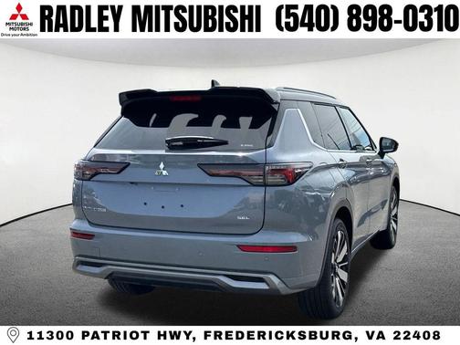 Moonstone 2026 Mitsubishi Outlander SEL