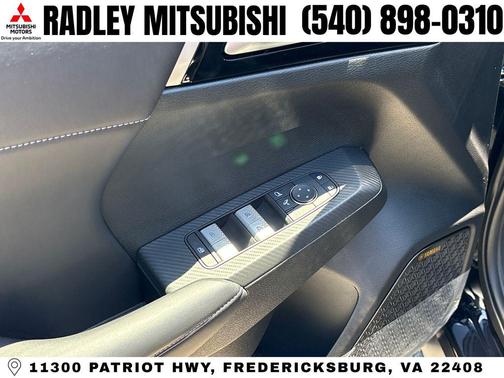 Black 2026 Mitsubishi Outlander SE