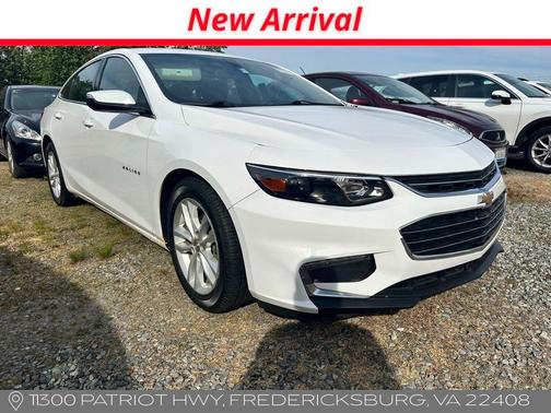 Summit White 2018 Chevrolet Malibu Hybrid