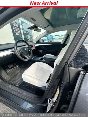 Gray 2023 Tesla Model 3 Base