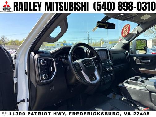 Summit White 2022 GMC Sierra 2500 SLT