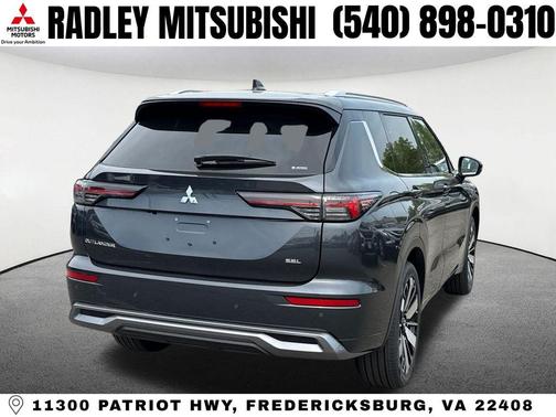 Graphite Gray 2026 Mitsubishi Outlander
