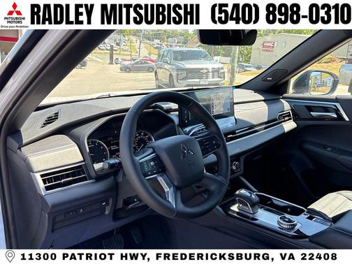 Diamond White 2026 Mitsubishi Outlander Ralliart