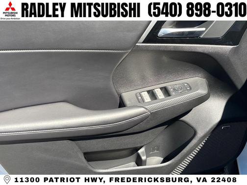 Diamond White 2026 Mitsubishi Outlander Ralliart