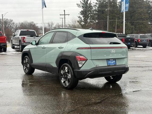 2024 Hyundai KONA SEL