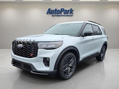 Space White Metallic 2026 Ford Explorer ST