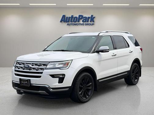 White Platinum Tri-Coat Metallic 2019 Ford Explorer Limited