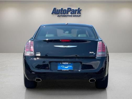 Gloss Black 2014 Chrysler 300 S