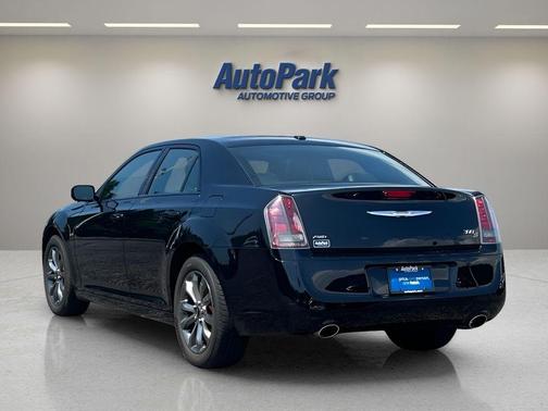 Gloss Black 2014 Chrysler 300 S