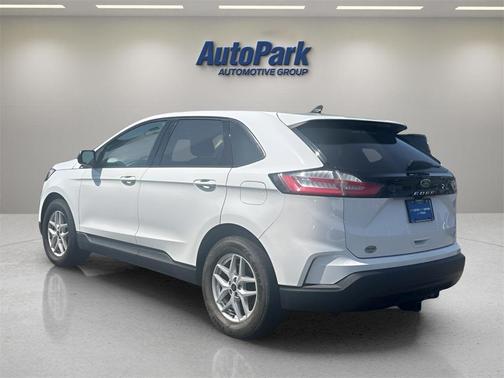 2021 Ford Edge SE