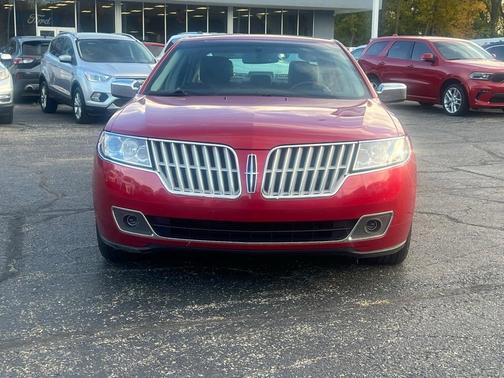 2012 Lincoln MKZ Base