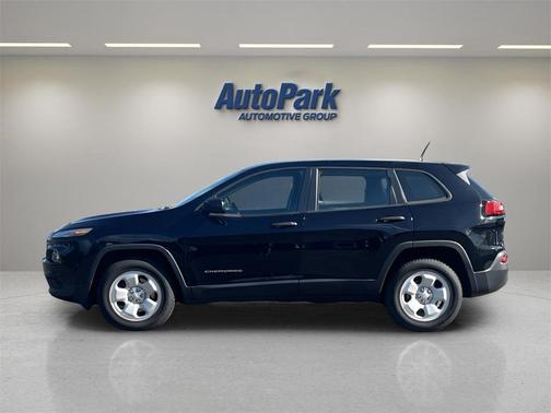 2017 Jeep Cherokee Sport