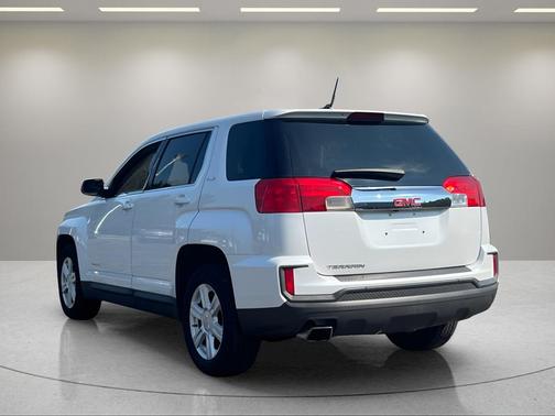 White Frost Tri-Coat 2016 GMC Terrain SLE-1