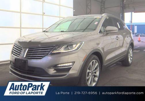 Luxe Metallic 2016 Lincoln MKC Select