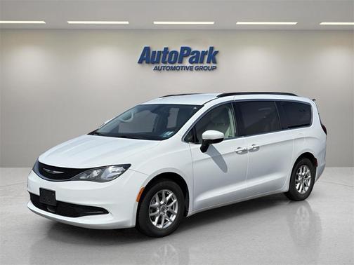 2021 Chrysler Voyager LXI