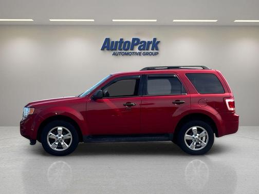 Sangria Red Metallic 2010 Ford Escape XLT