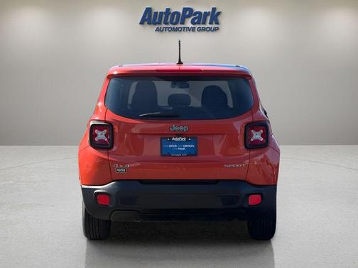 Omaha Orange 2016 Jeep Renegade Sport