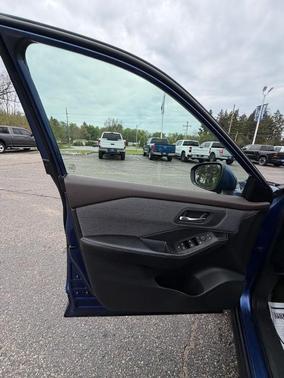 Caspian Blue Metallic 2022 Nissan Rogue SV