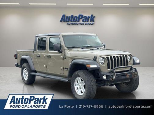 Gator Clearcoat 2020 Jeep Gladiator Sport