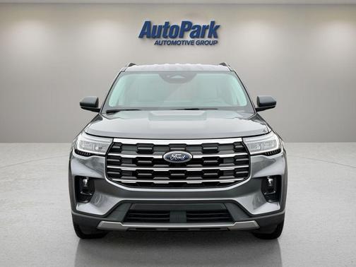 Carbonized Gray Metallic 2026 Ford Explorer Active
