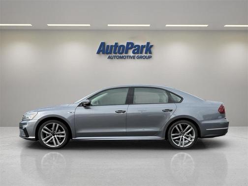 2018 Volkswagen Passat 2.0T R-Line