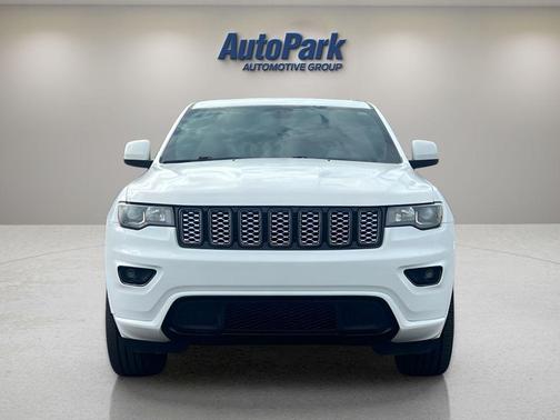 Bright White Clearcoat 2020 Jeep Grand Cherokee Altitude