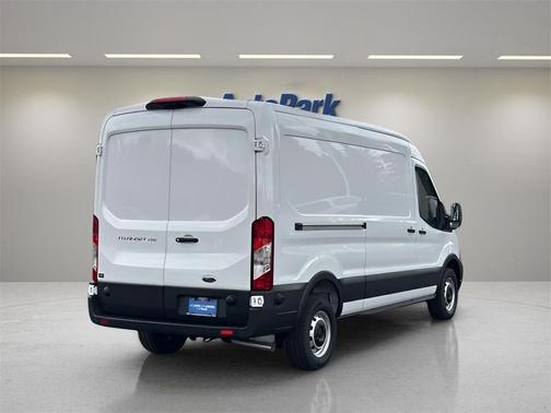 2025 Ford Transit-250 148 WB Medium Roof Cargo