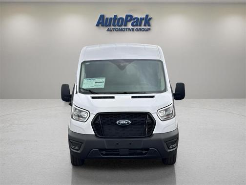 2025 Ford Transit-250 148 WB Medium Roof Cargo
