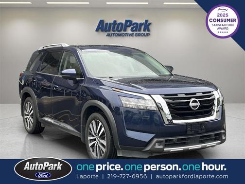 2022 Nissan Pathfinder Platinum