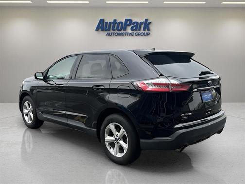 2020 Ford Edge SE