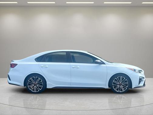 Snow White Pearl 2021 Kia Forte GT