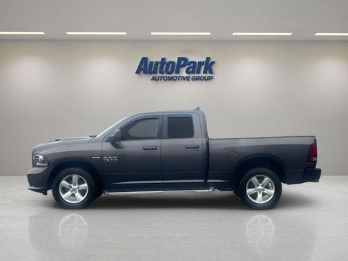 Granite Crystal Clearcoat Metallic 2014 RAM 1500 Sport