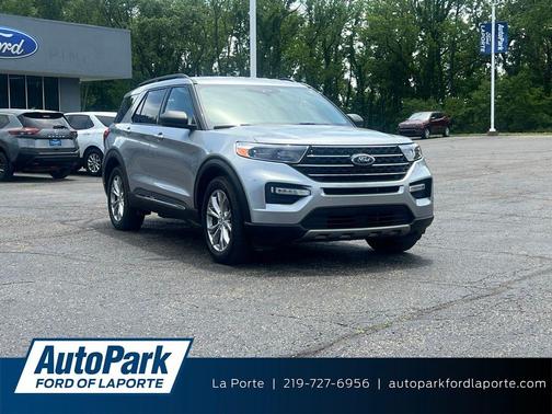 Iconic Silver Metallic 2020 Ford Explorer XLT