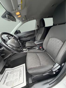 Alloy Silver Metallic 2024 Mitsubishi Outlander Sport 2.0 LE