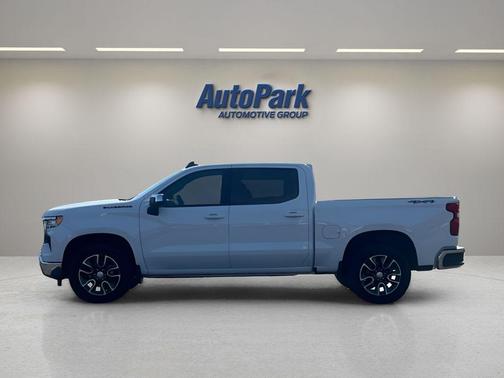 Summit White 2024 Chevrolet Silverado 1500 LT