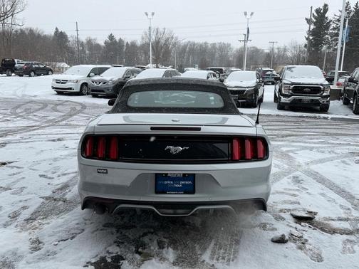 2015 Ford Mustang EcoBoost Premium
