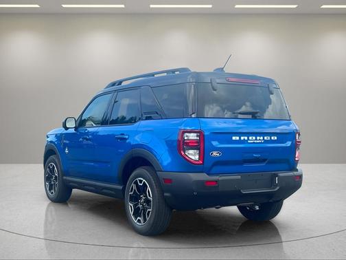 Velocity Blue Metallic 2026 Ford Bronco Sport Outer Banks